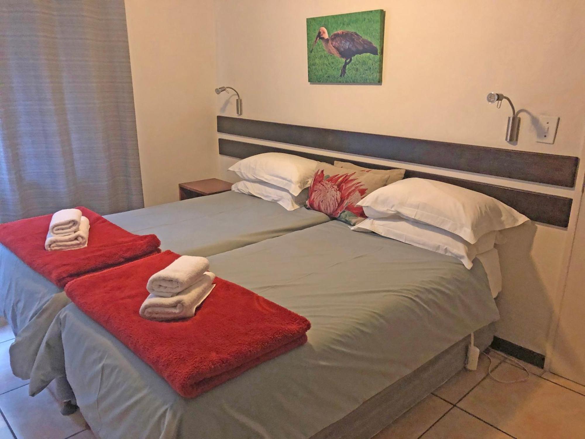 Hills And Dales Accommodation Lanseria Exterior foto