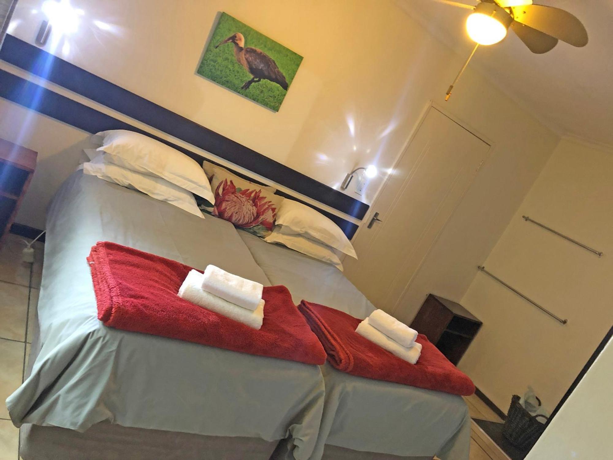 Hills And Dales Accommodation Lanseria Exterior foto