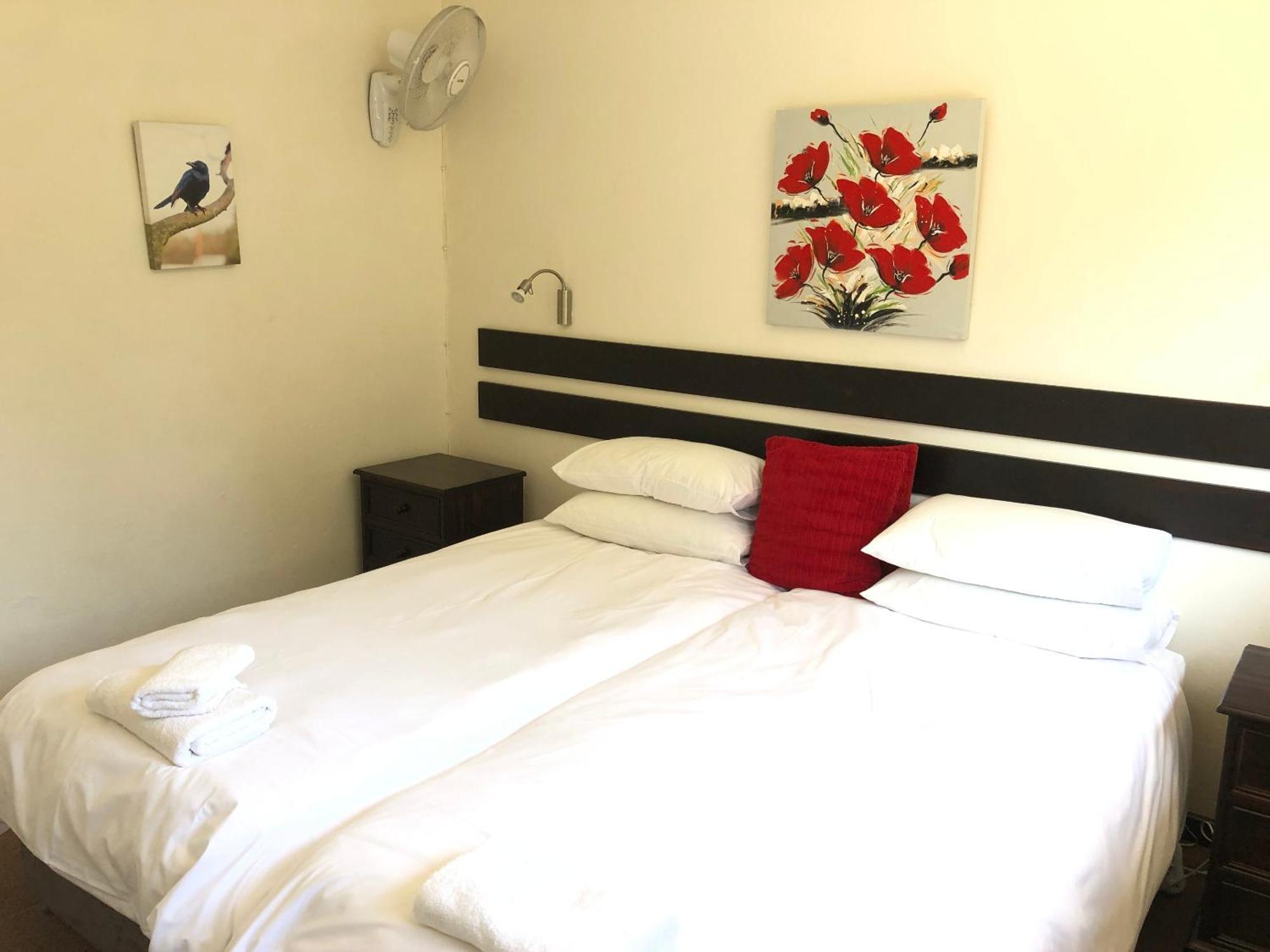 Hills And Dales Accommodation Lanseria Exterior foto